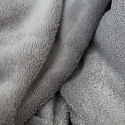 Mountain Summit Microplush Heated Throw