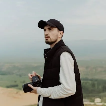 PeakPulse Insulated Vest - Men's